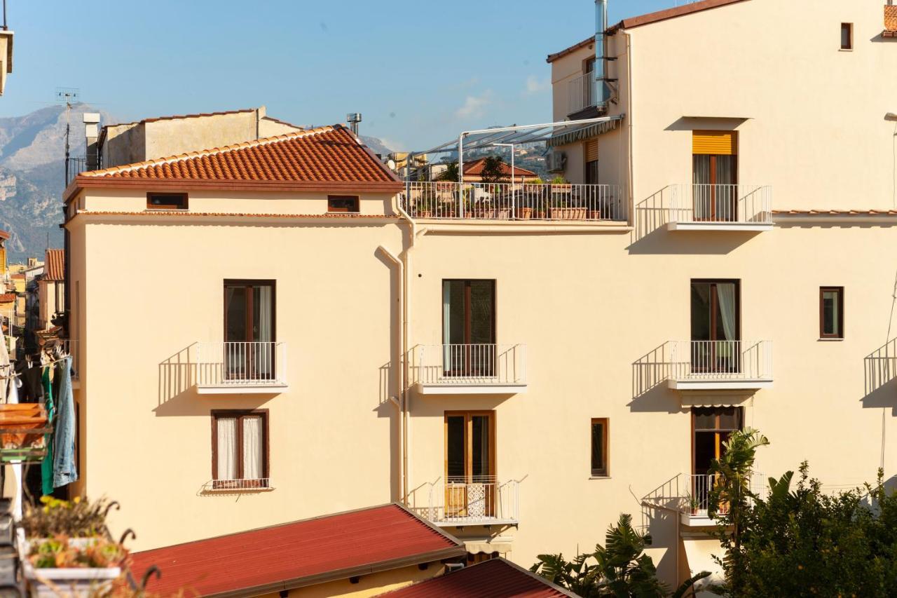 Sorrentovibes - Luxury Four Bedroom Home ภายนอก รูปภาพ